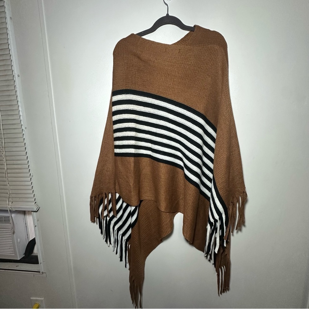 Ana & Rose One Size Plus Brown with Black and White Stripe Poncho Sweater Fringe - Picture 4 of 4
